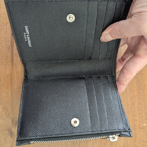 YSL CASSANDRE MATELASSÉ Fragments bi-fold wallet Black - Picture 8 of 11